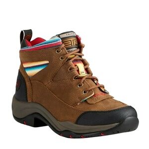 NEW Ariat Women’s Terrain Boot Sz 7 Walnut/Serape